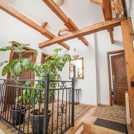 بيت ضيافة Goscinne Marii - Dawne Ilse 3*