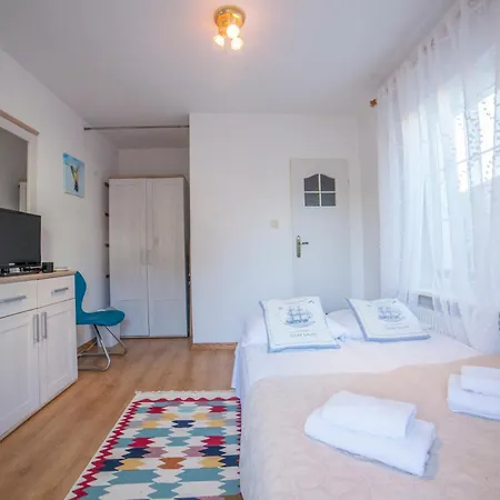 Goscinne Marii - Dawne Ilse 3* روفي