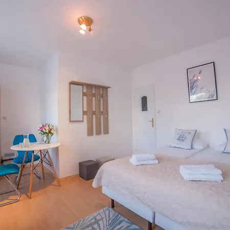 Goscinne Marii - Dawne Ilse بيت ضيافة روفي